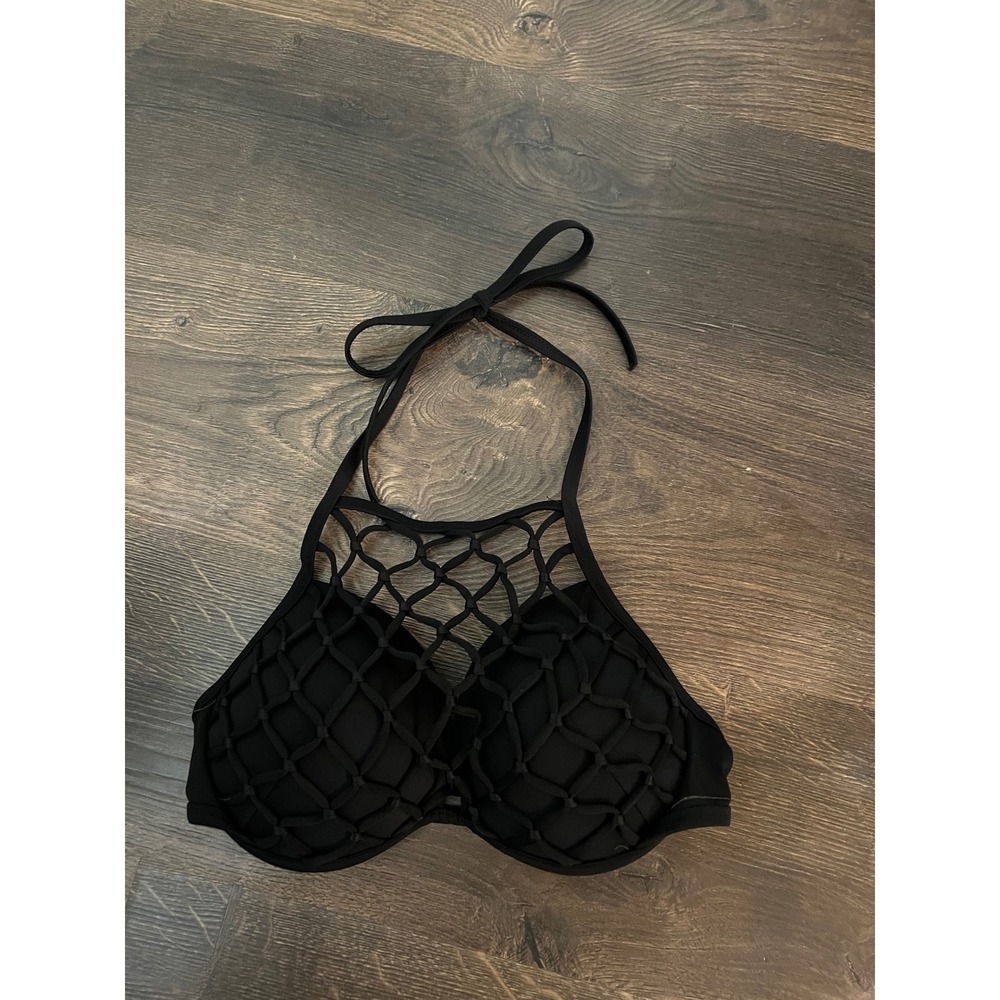 Shade & Shore Black Macrame High Neck Underwire Bikini Top 36C